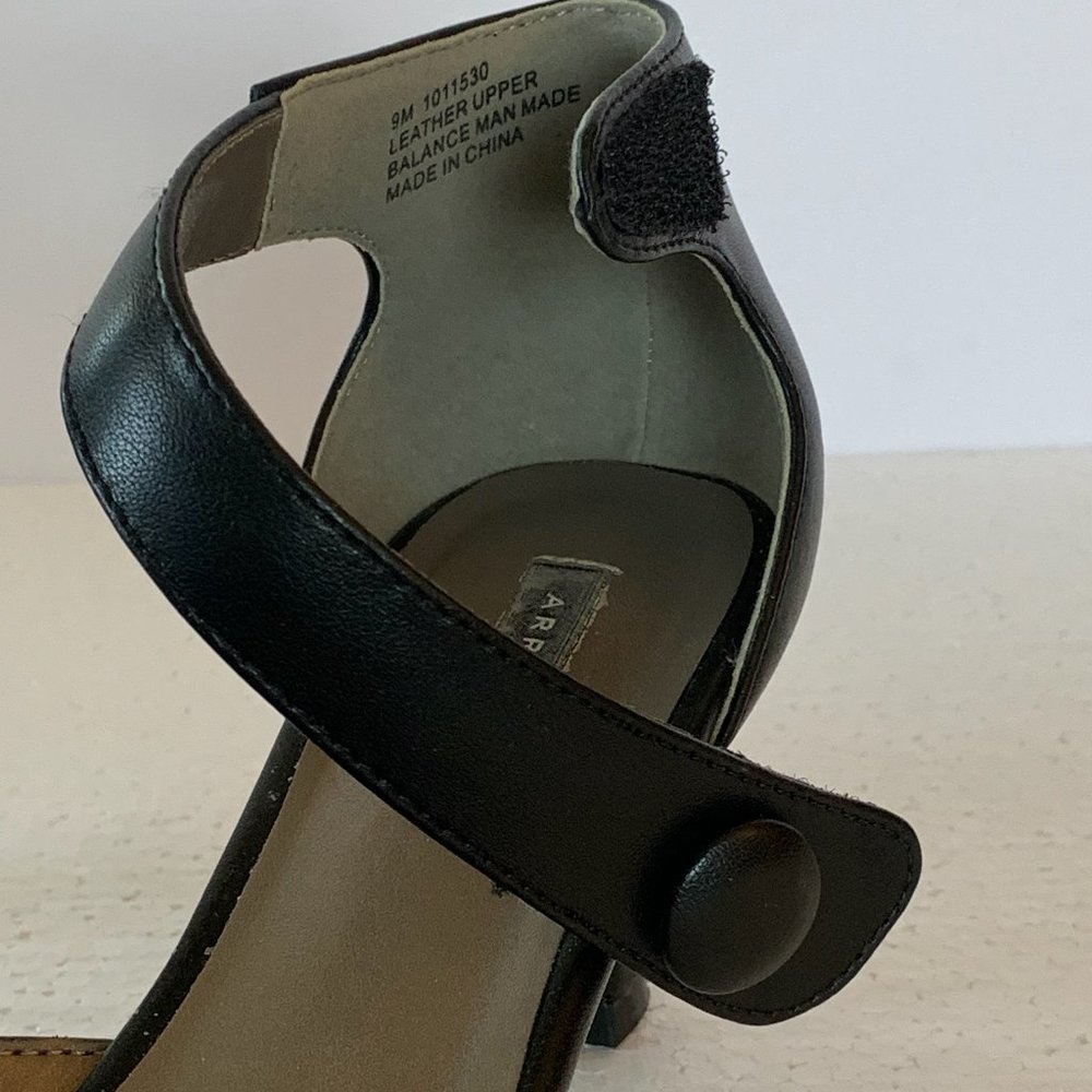 Array Charlie Nappa Pump - Size 9m - image 8